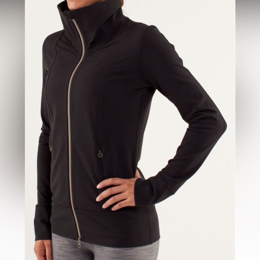 Lululemon Yoga  jacket. Size 4
